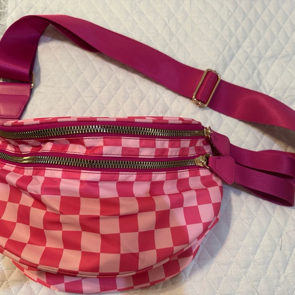 unknown Handbags - Pink and White Checkered Bumbag with Adjustable Strap
